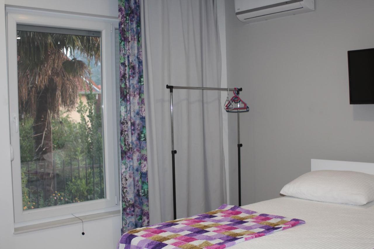 Villa Flower With Free Onsite Parking Mostar Exterior photo